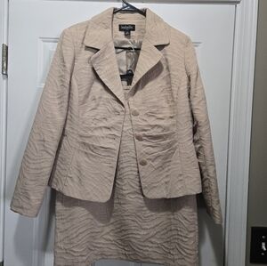 Isabella Women's Textured Tan Blazer & Skirt Set